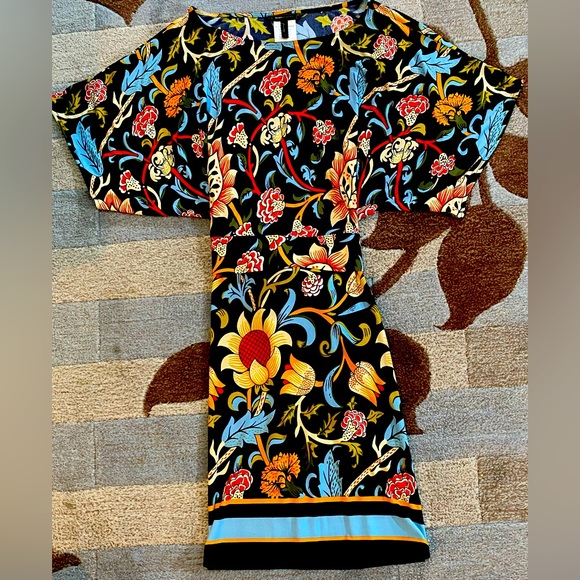 BCBGMAXAZRIA Woodblock Navy Folk Art Floral Dress Tie Waist Peplum Sheath Dress - Picture 3 of 11